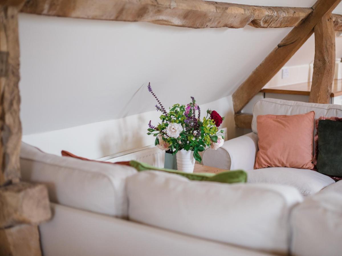 Hayloft At Newbarn Farm Villa ชิปปิงนอร์ตัน ภายนอก รูปภาพ