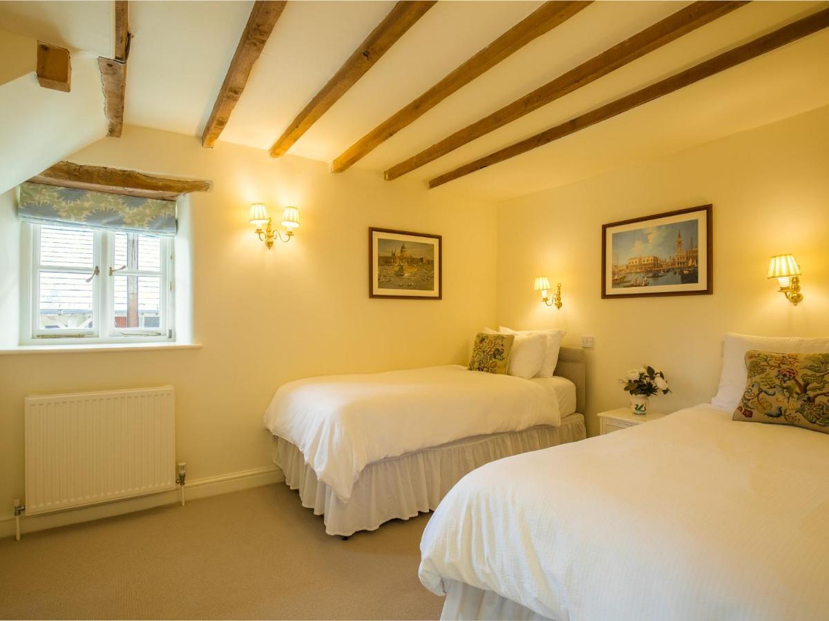 Hayloft At Newbarn Farm Villa ชิปปิงนอร์ตัน ภายนอก รูปภาพ