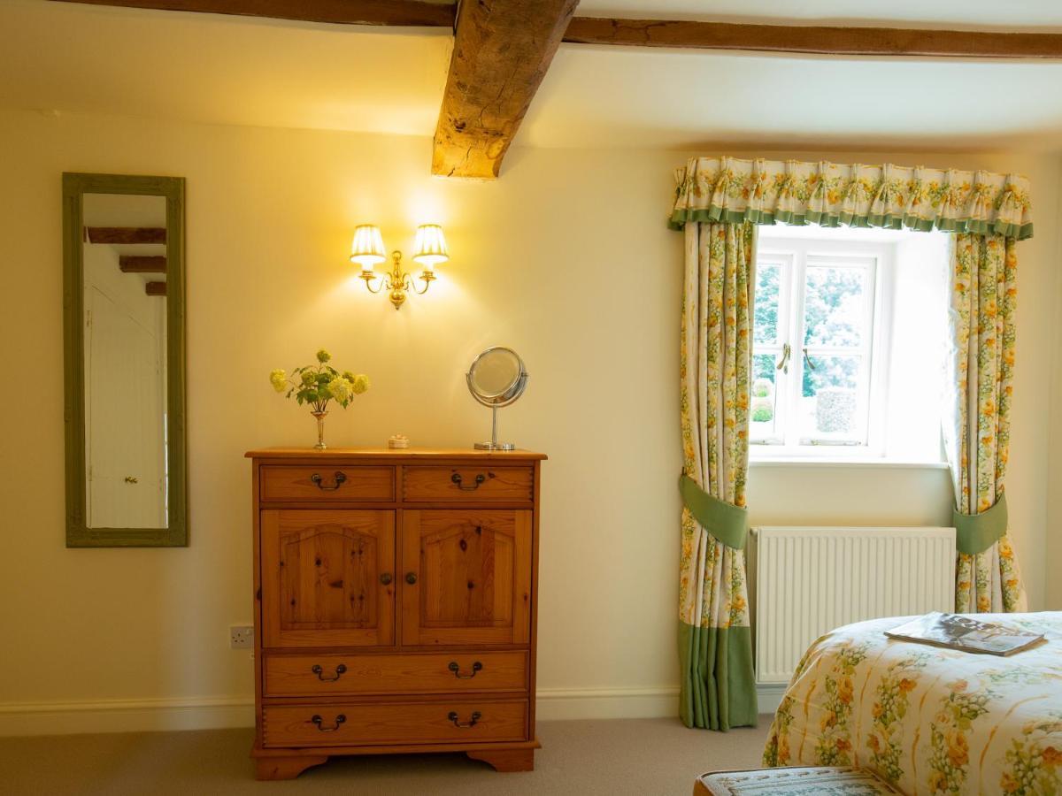 Hayloft At Newbarn Farm Villa ชิปปิงนอร์ตัน ภายนอก รูปภาพ